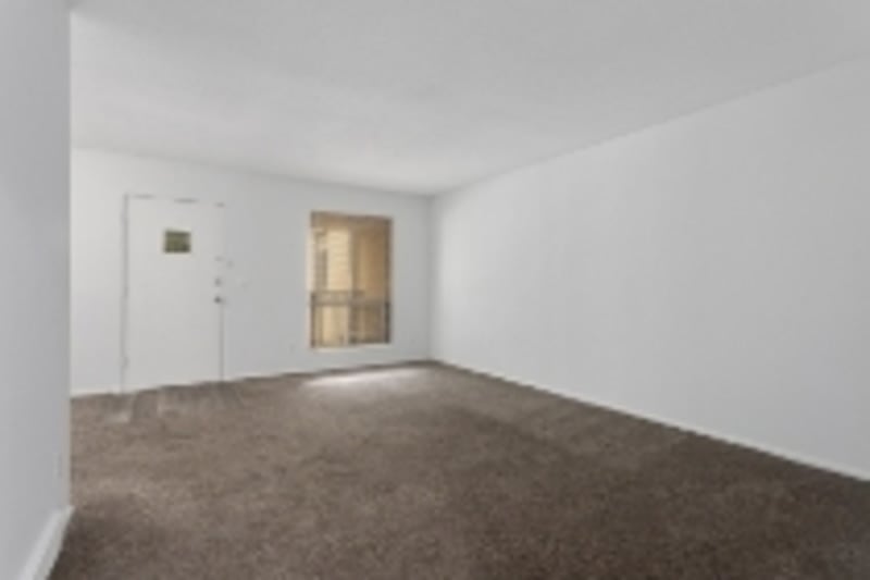 420 W 89th St – photo 2