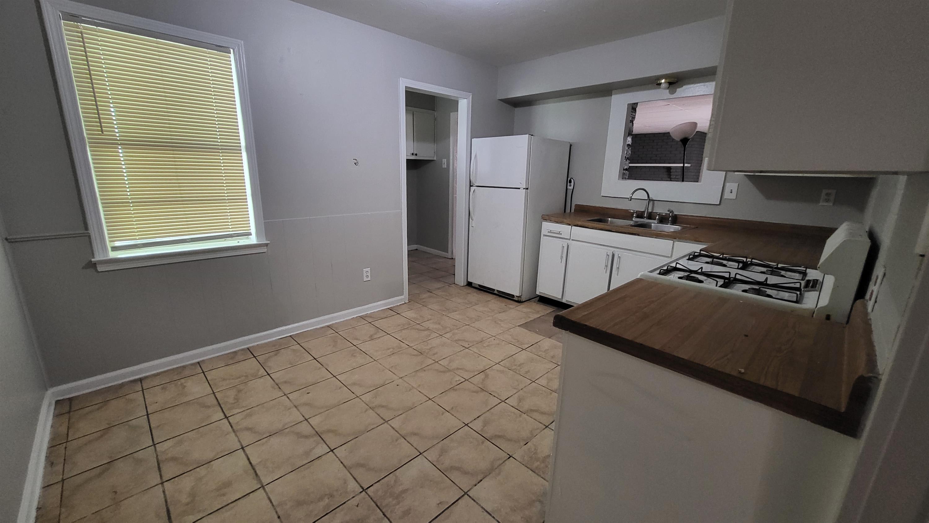 4697 Grecco Drive – photo 5