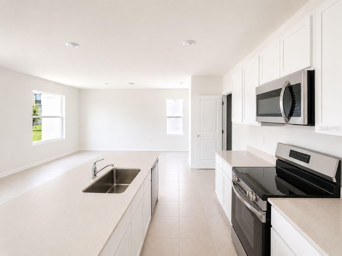 2432 Bluestone Road – photo 4