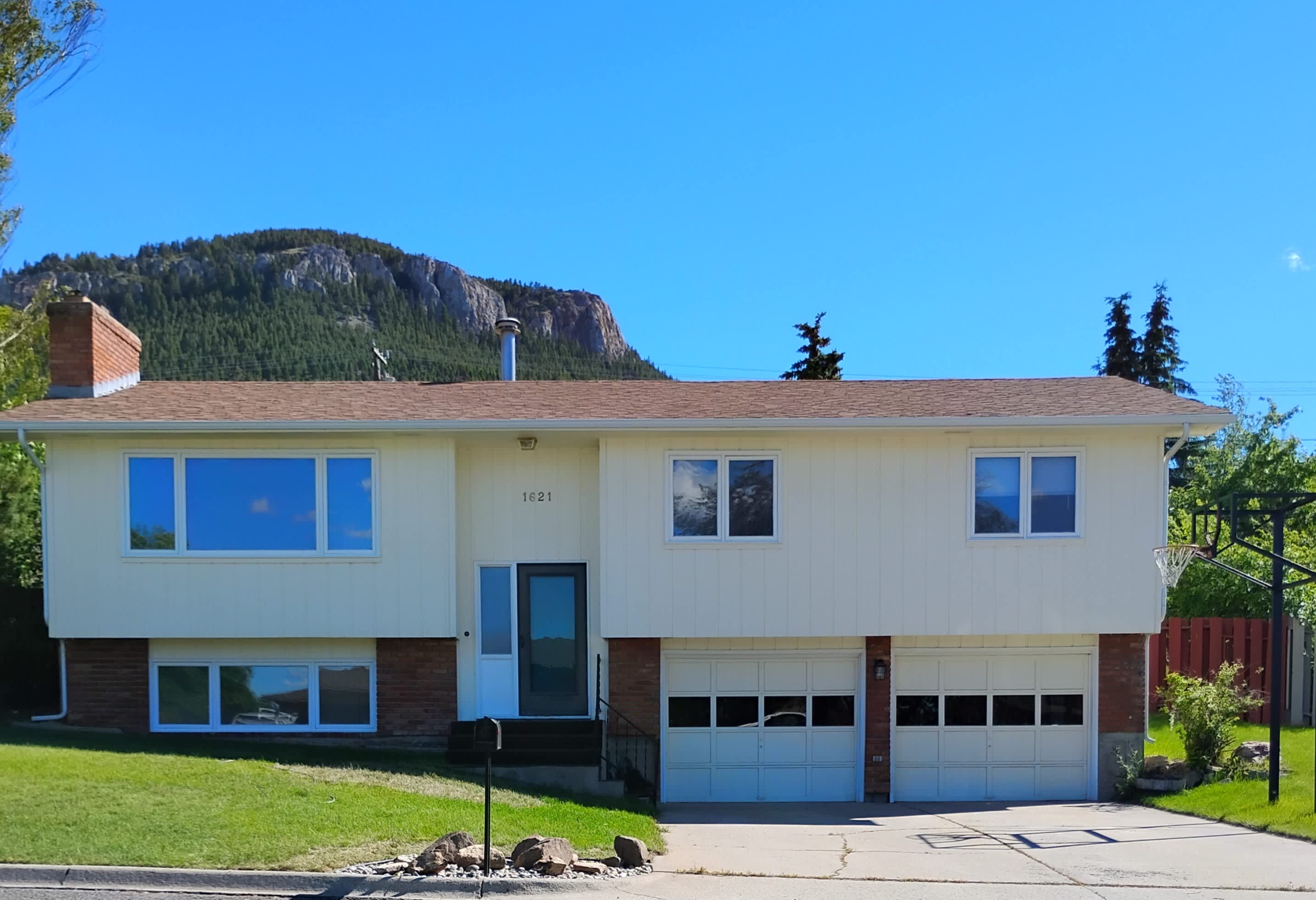1621 Stuart St – photo 1