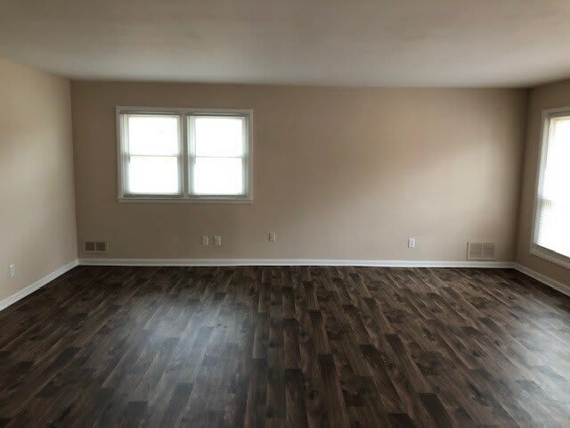 3120 West 49th Street – photo 2