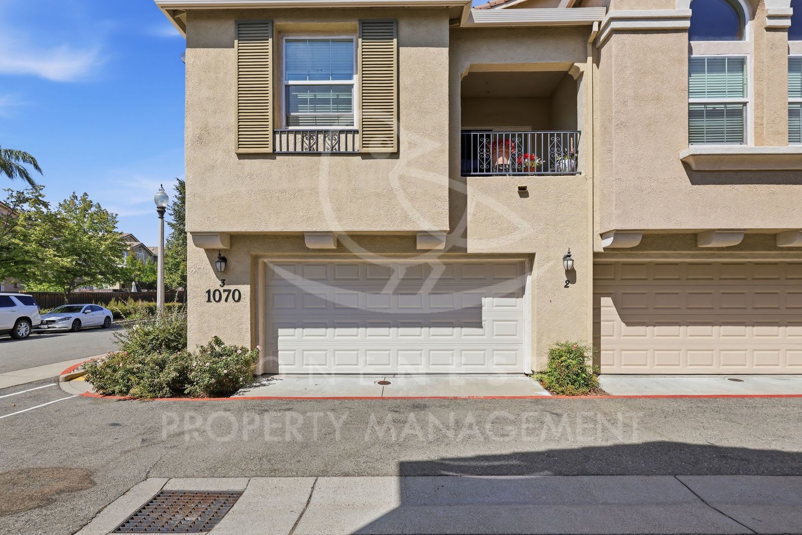 Welcome to 1070 Sierra View Circle #3 — a charming 3-bedroom, 2.5-bathroom townhome in Lincoln Crossing – photo 3