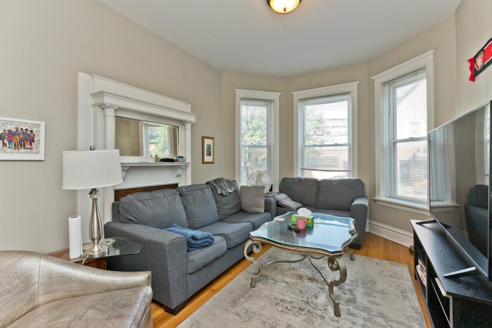 3350 N Sheffeld – photo 1