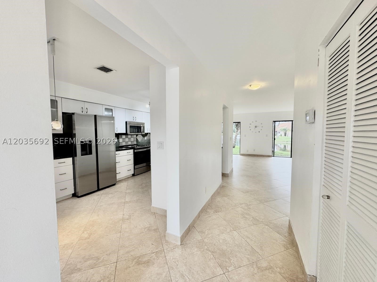 1415 SW 110th Way – photo 5