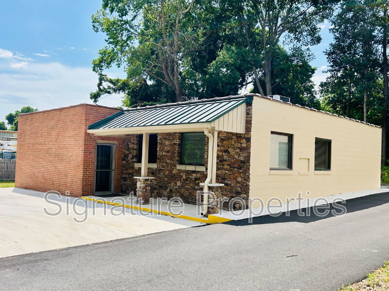 1821 Seymour Drive – photo 2