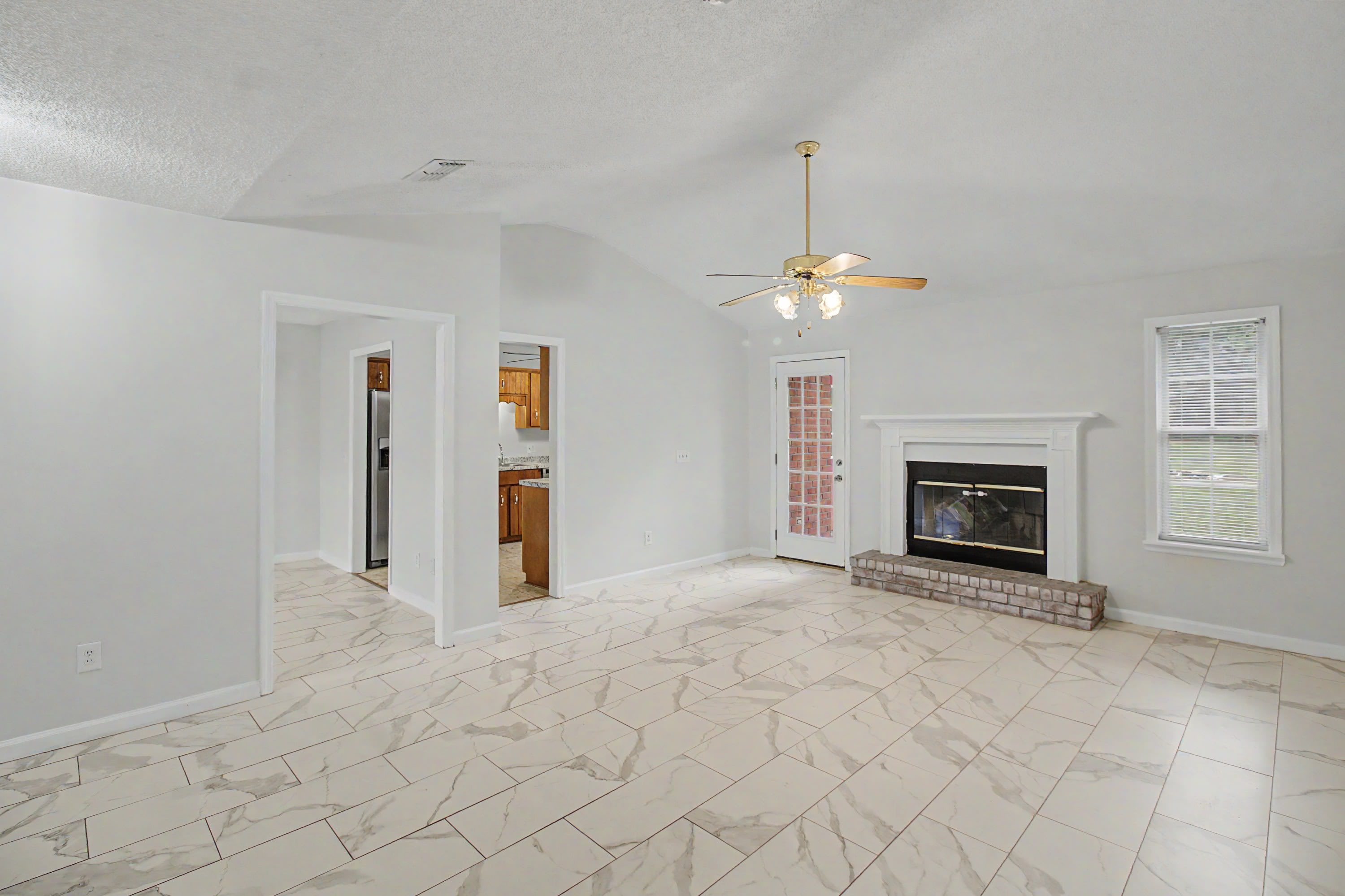 340 McCumber Drive – photo 3