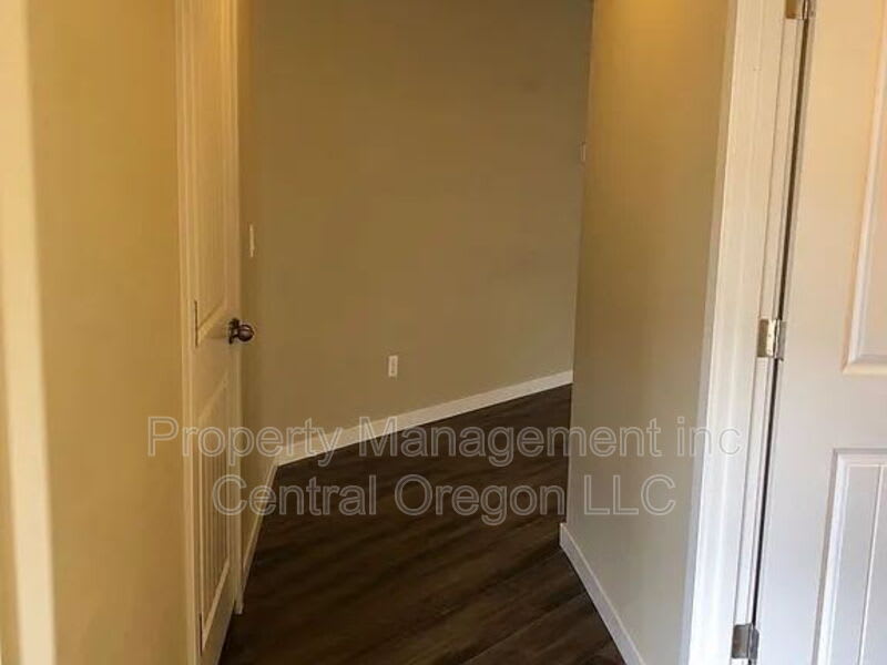 3218 NE Spring Creek Pl – photo 5