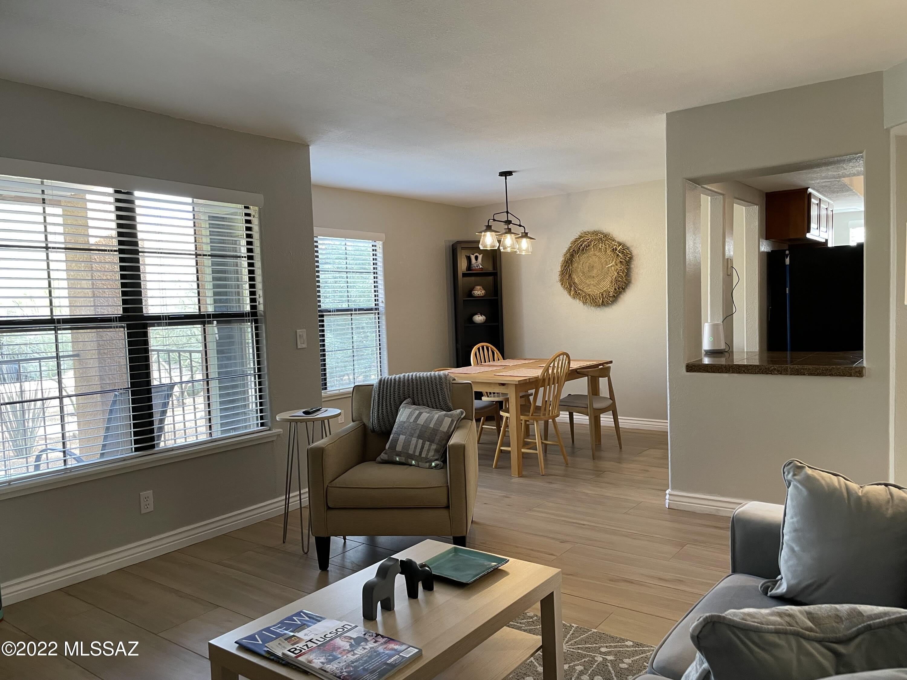 6651 N Campbell Avenue – photo 5