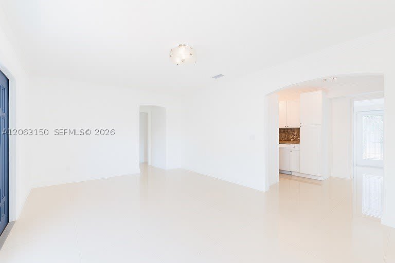 4064 NW 4th Ter – photo 5