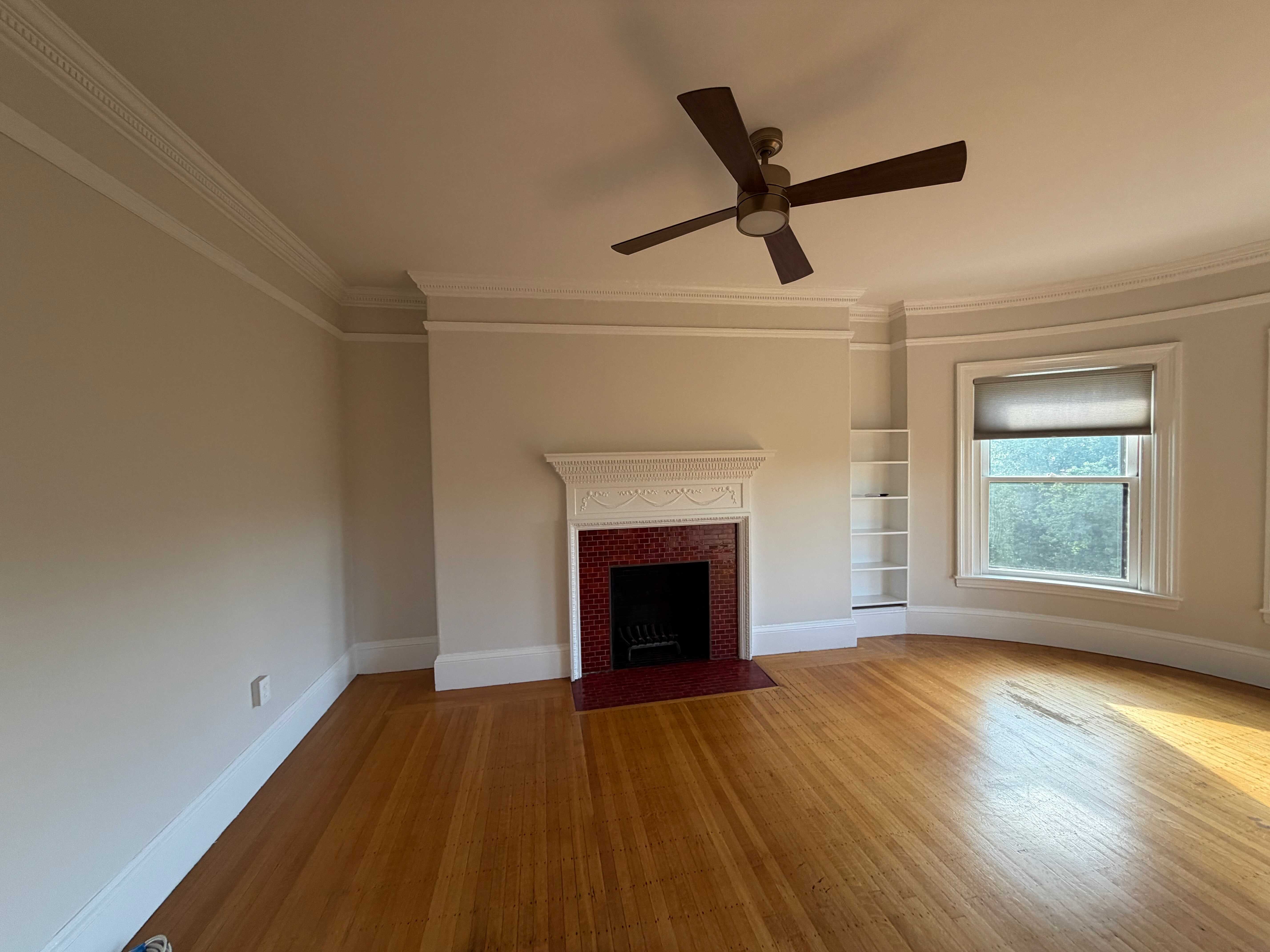 186 Commonwealth Avenue – photo 3