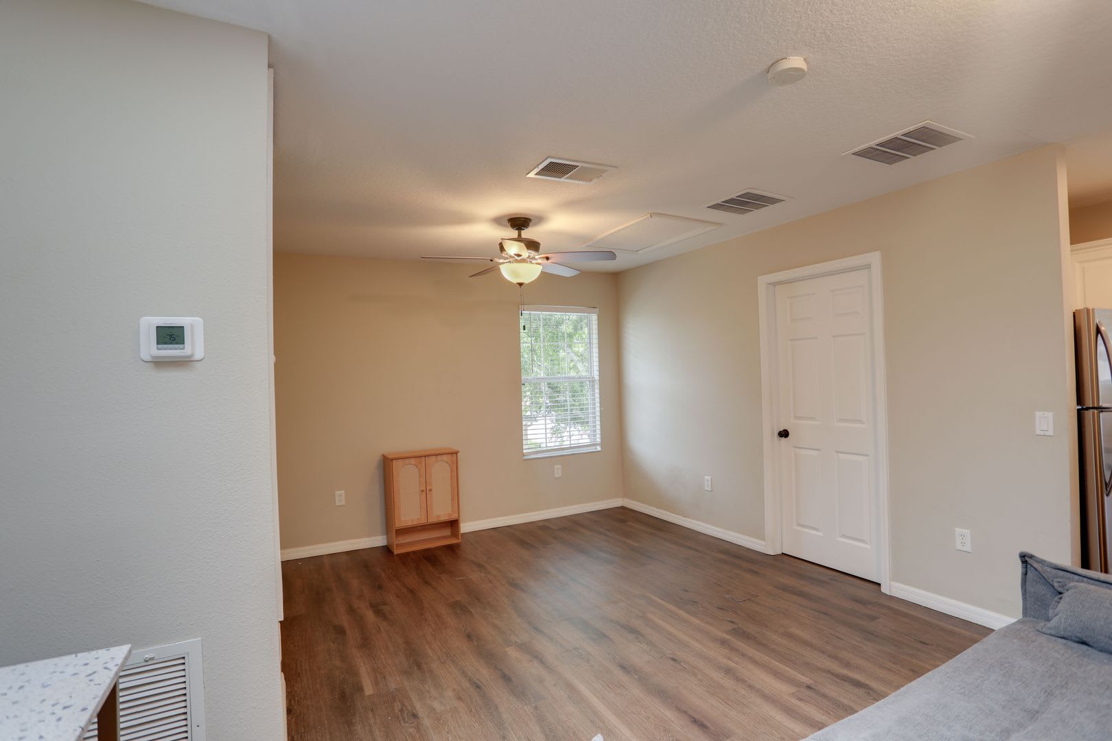 14222 Sonco Avenue (Studio Apt) – photo 3