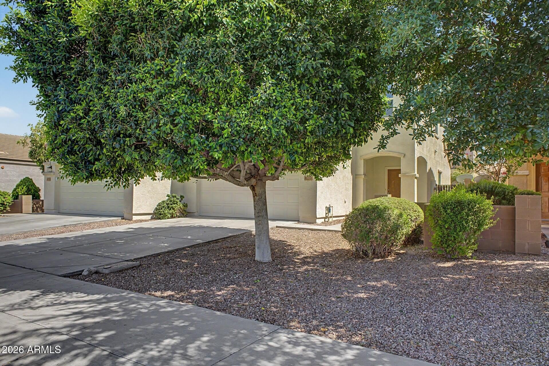 8777 W Dahlia Drive – photo 3