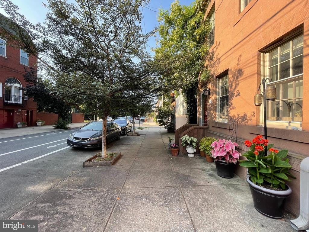 792 S FRONT STREET – photo 3