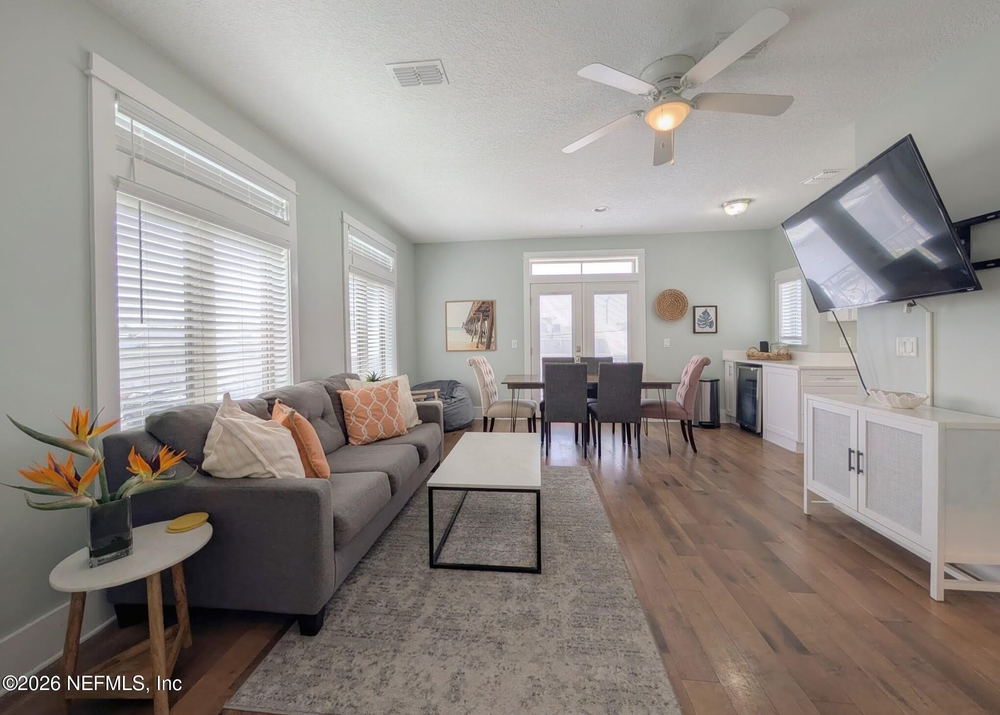 361 AHERN Street – photo 5
