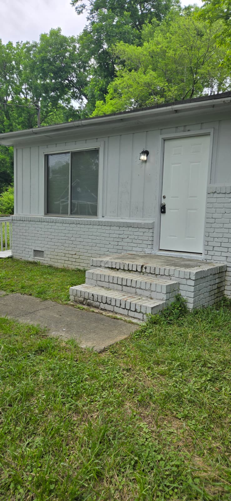 533 Branham Avenue Southwest – photo 3