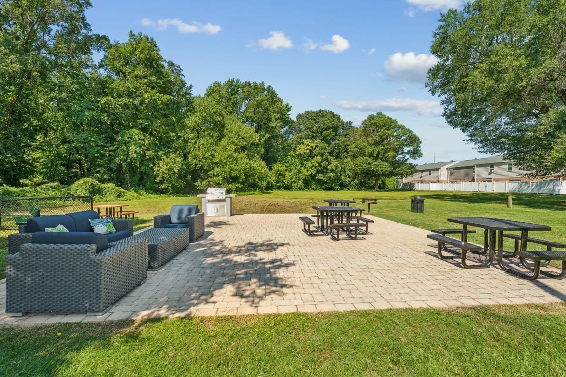 Staples Mill Townhomes – photo 5