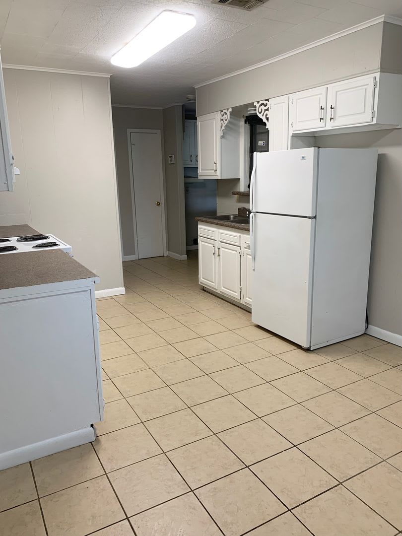 3 Bedroom 1 Bath Home in Carencro – photo 4