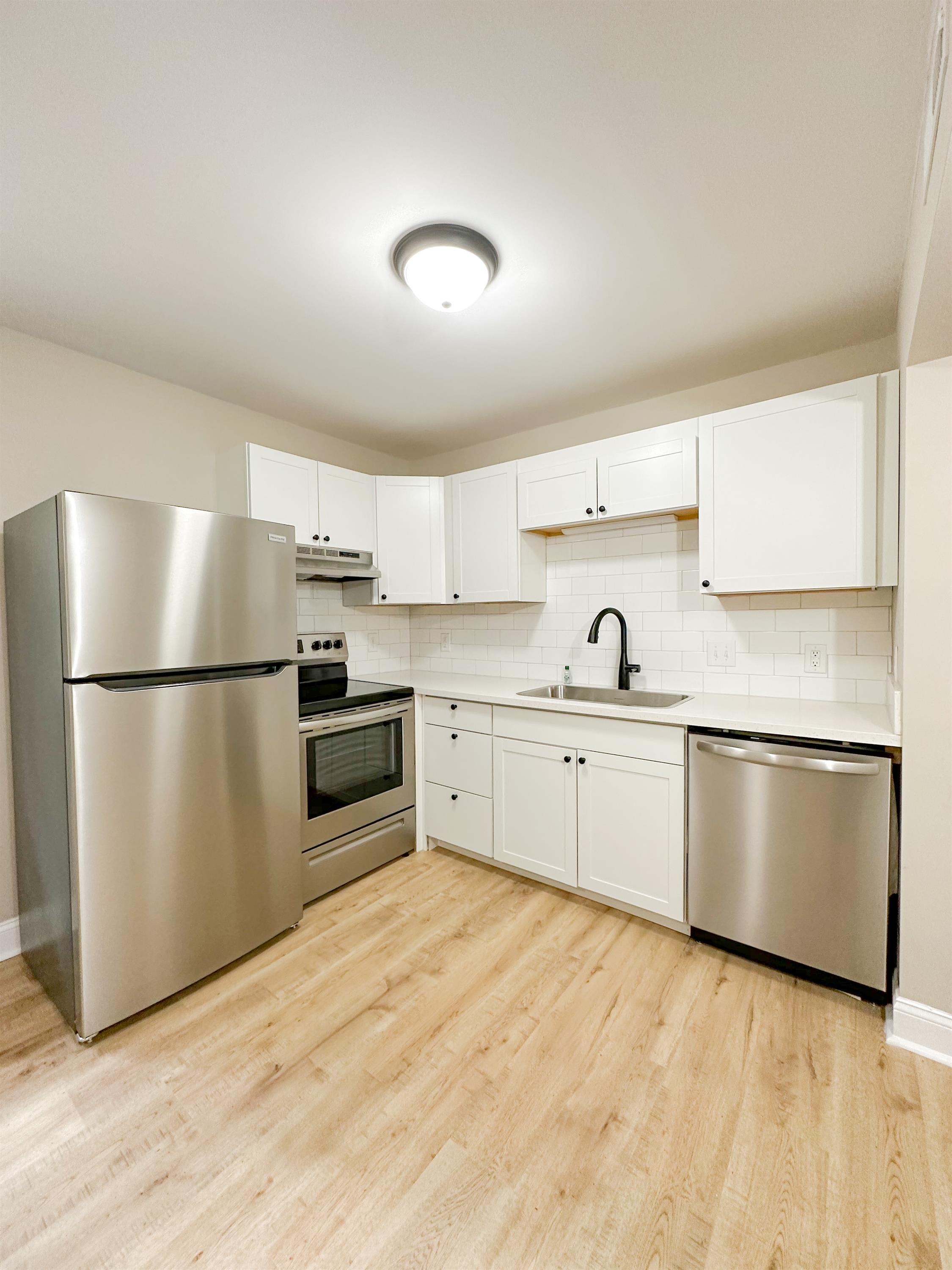 809 Teaberry Ln – photo 5