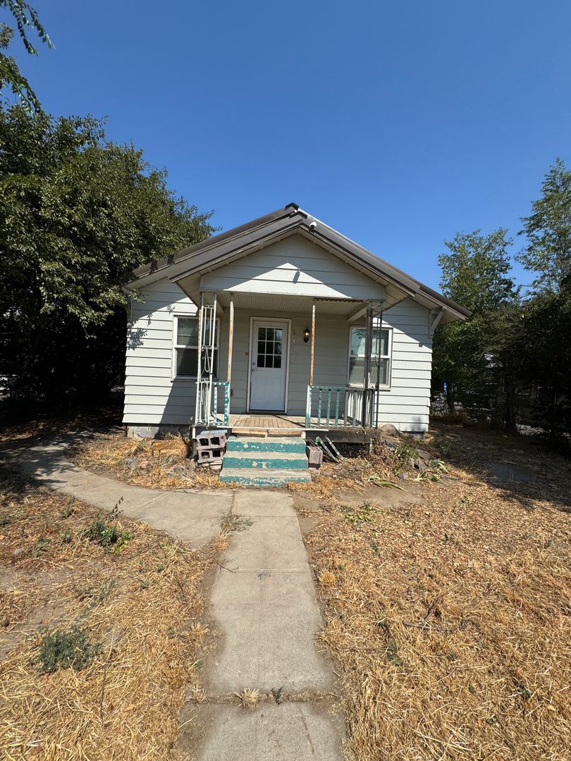 Non-refundable and security deposit total: $1300 – photo 2