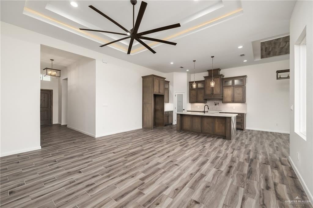 1010 Azalea Street – photo 2
