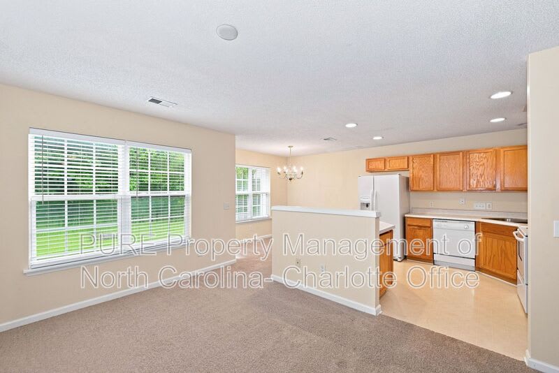 11314 Stone Trail Road – photo 3