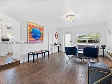 516 SW 12th St – photo 1
