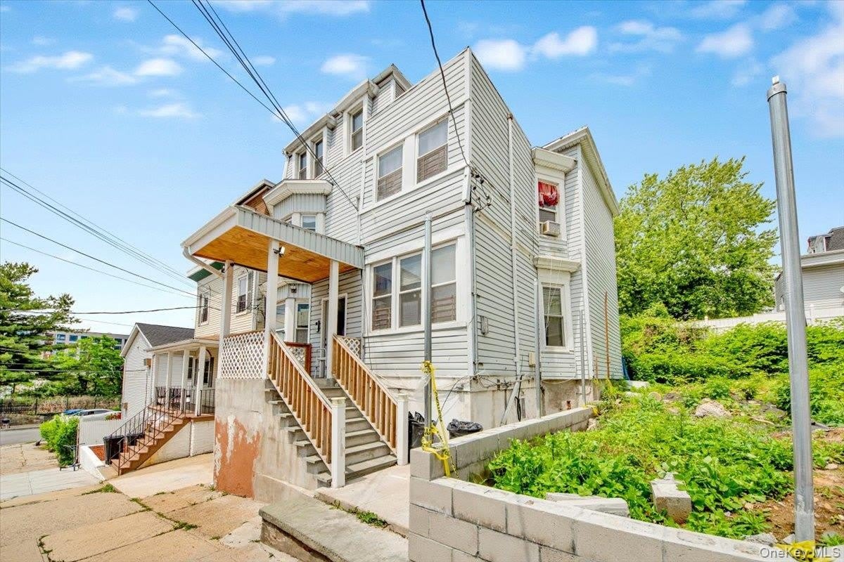 17 Lamartine Avenue – photo 2