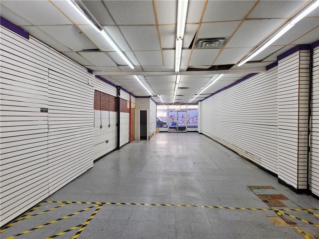 724 Broadway – photo 1
