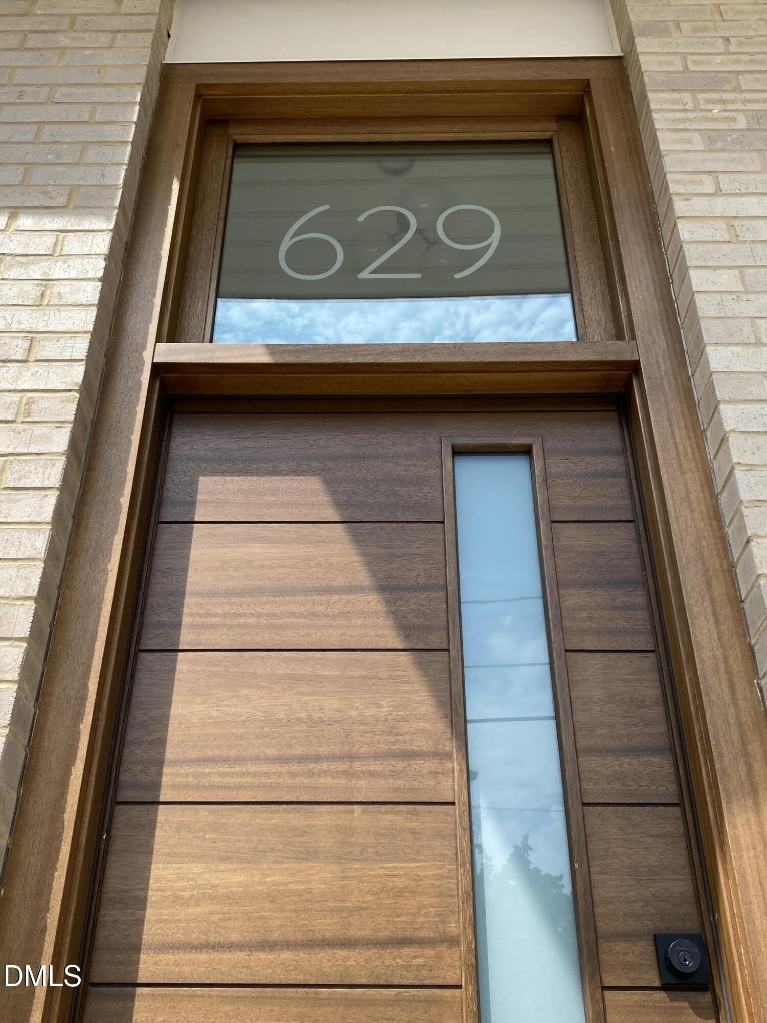629 N Queen Street – photo 3
