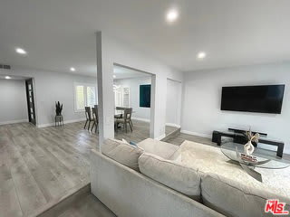 7842 West 79th Street – photo 5