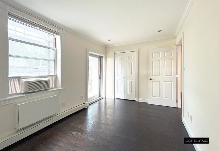 400 West 21st – photo 1