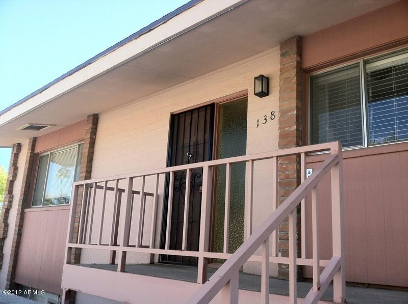 Prime Scottsdale Location with Utilities Included – photo 2