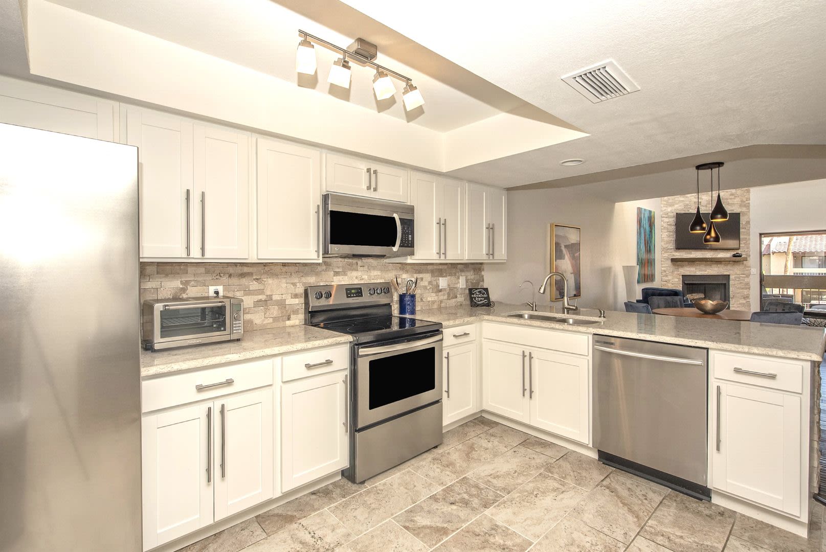 Rates Vary: $2,495 – photo 1