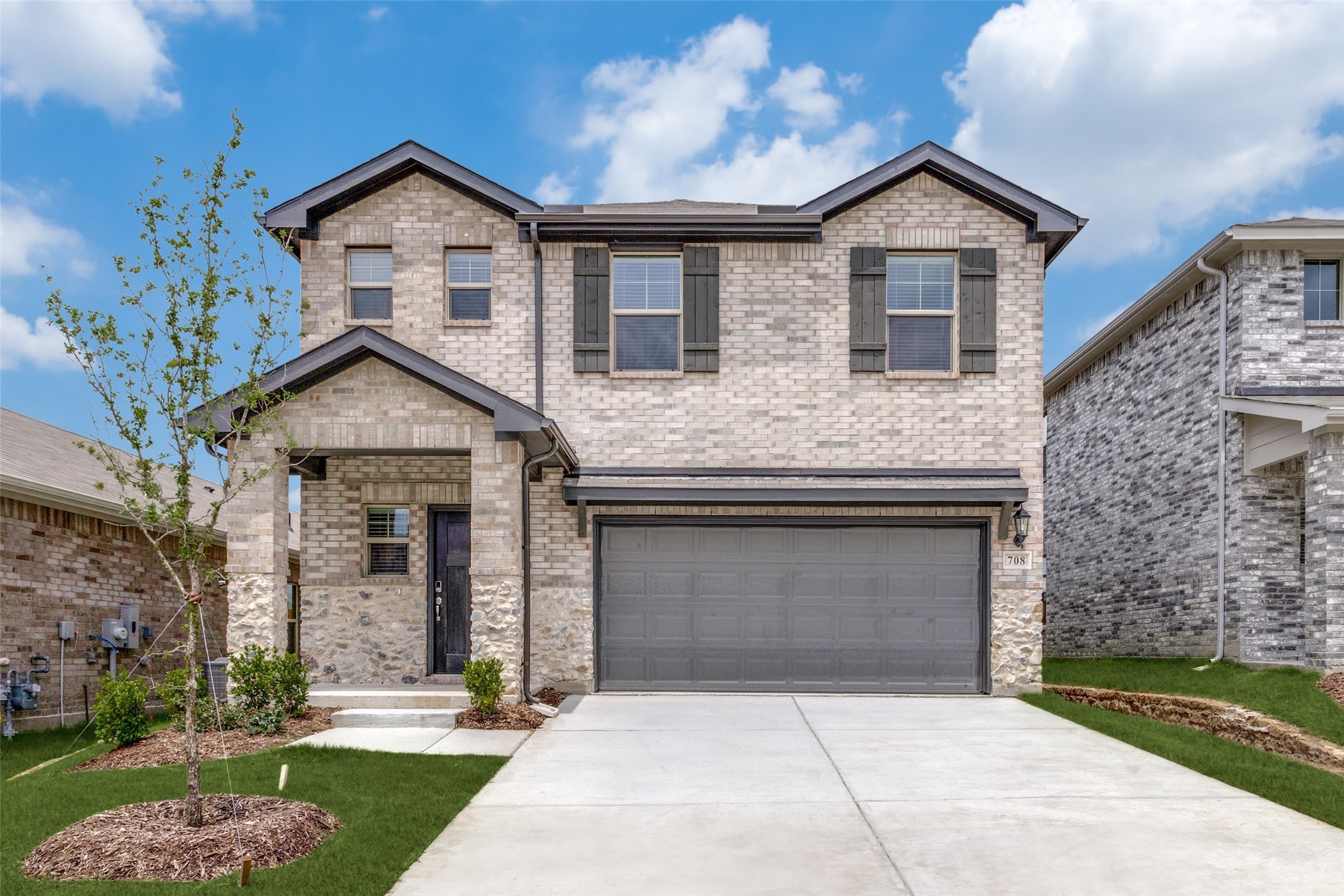 708 McKenna Drive – photo 1