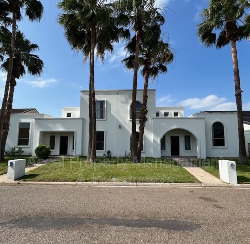 128 San Jacinto St – photo 1