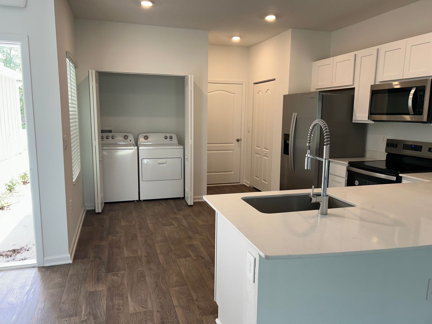 2/2.5 Townhome off Baymeadows! ALDEN LANDING – photo 5