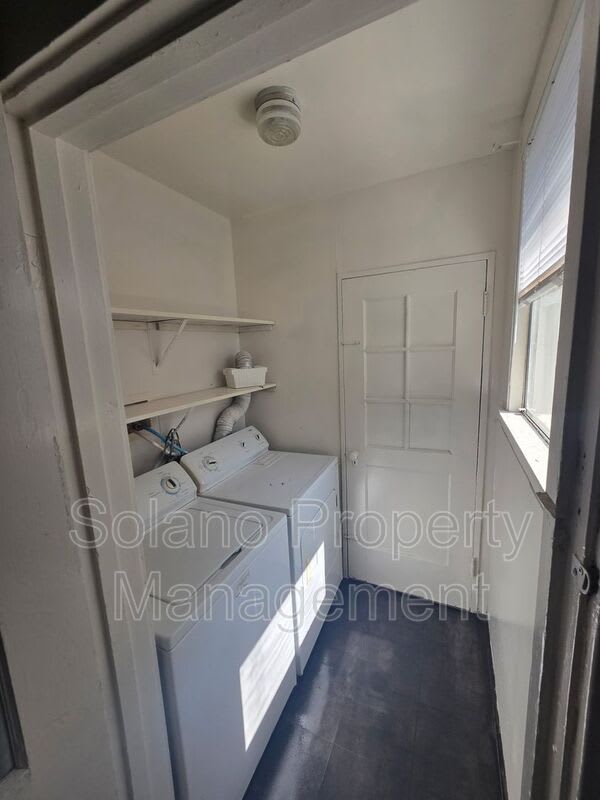54 B St. – photo 3
