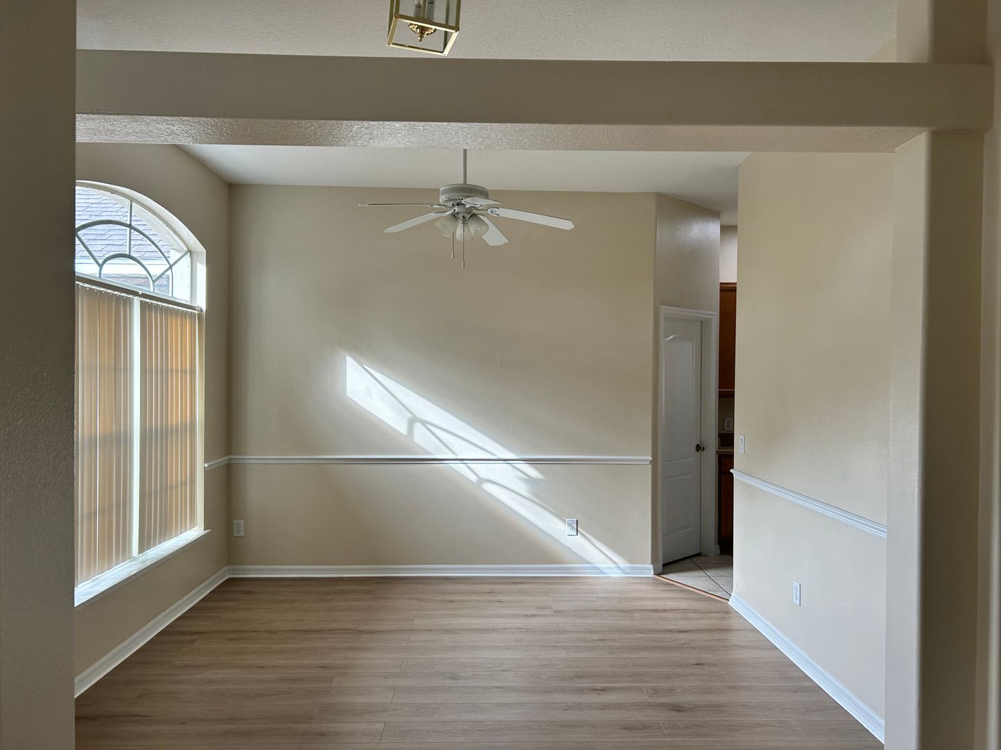 4br/2 bath single-family home located near Valencia College West Campus – photo 5