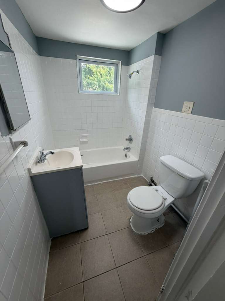179 Isabella Ave – photo 4