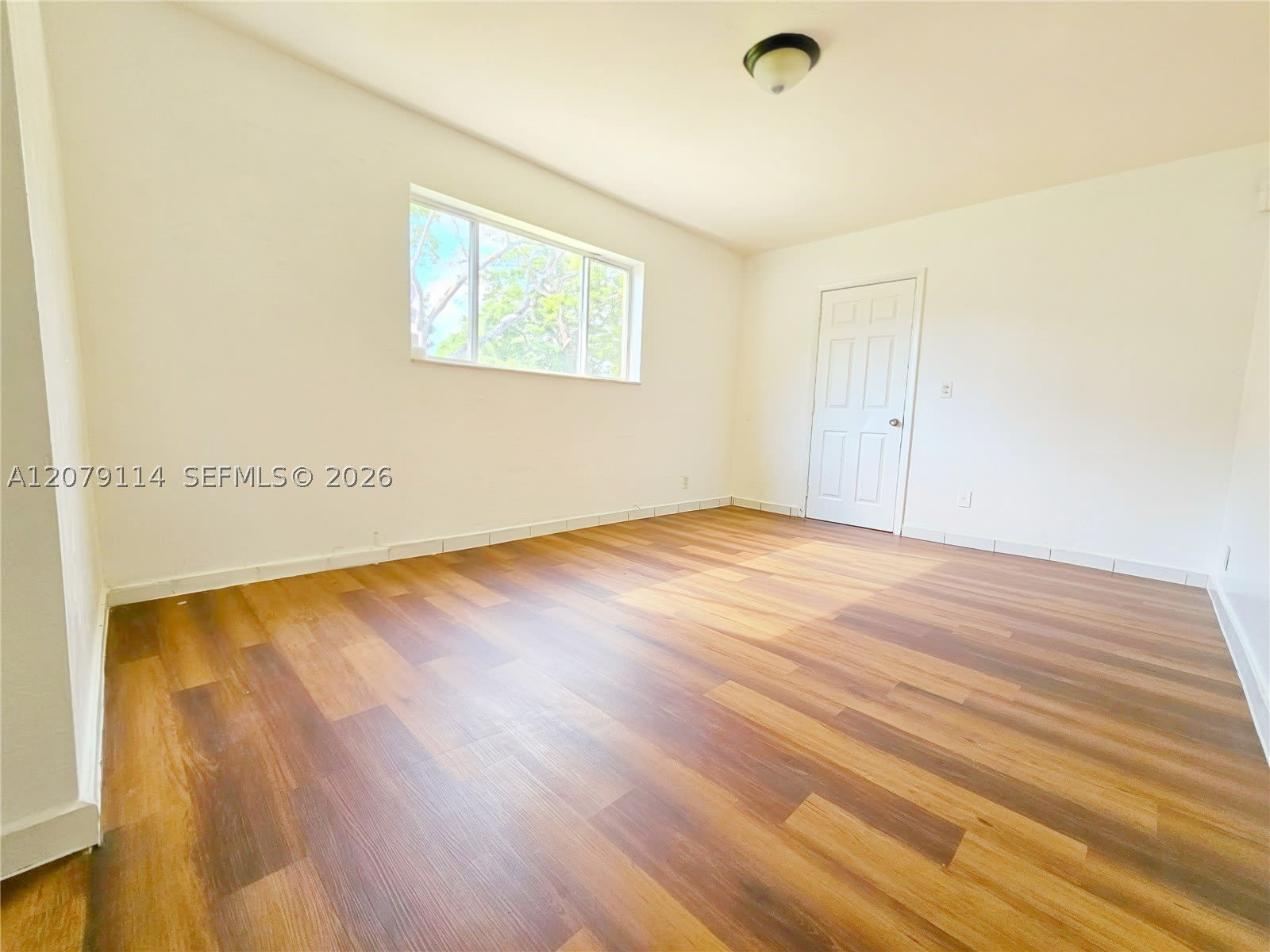 2010 NW 70th St – photo 4