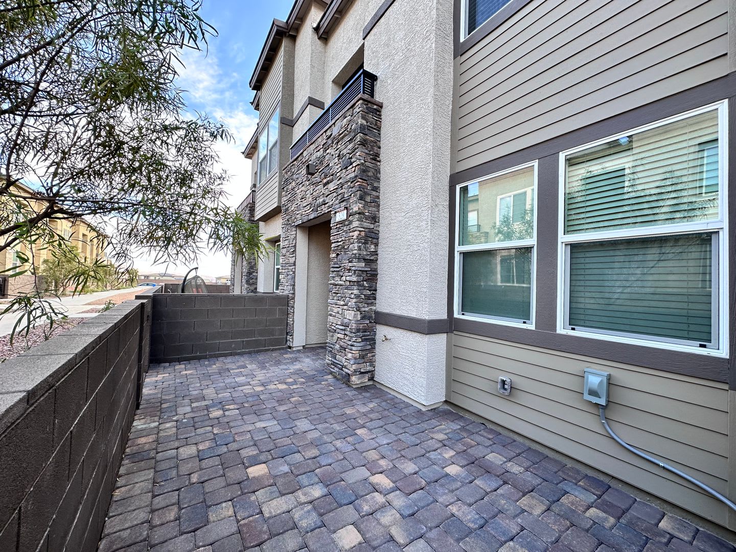 Henderson Townhouse – photo 2