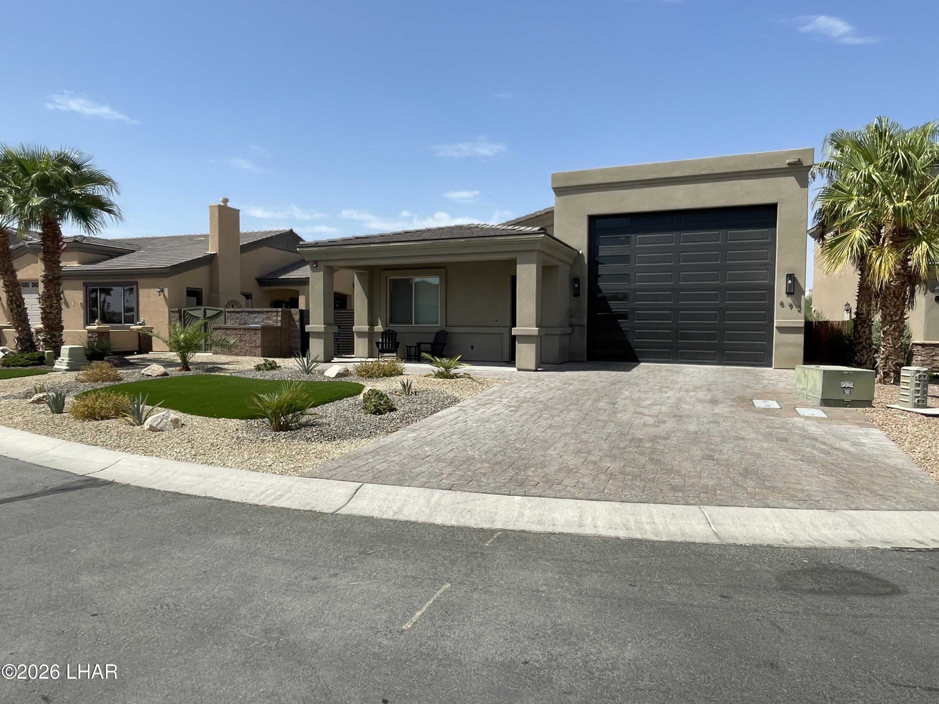 692 Island Cir – photo 1