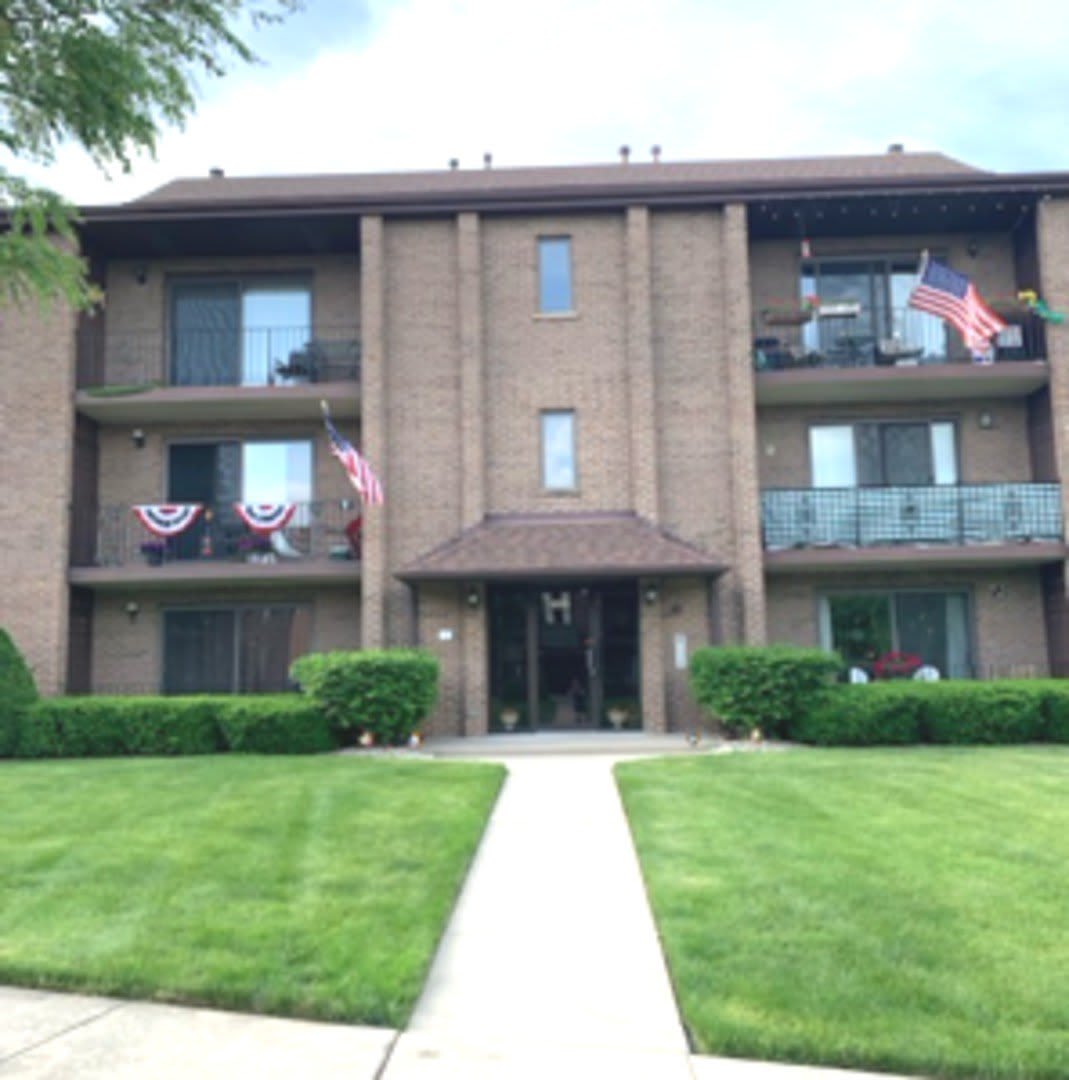 7932 Paxton Avenue – photo 1