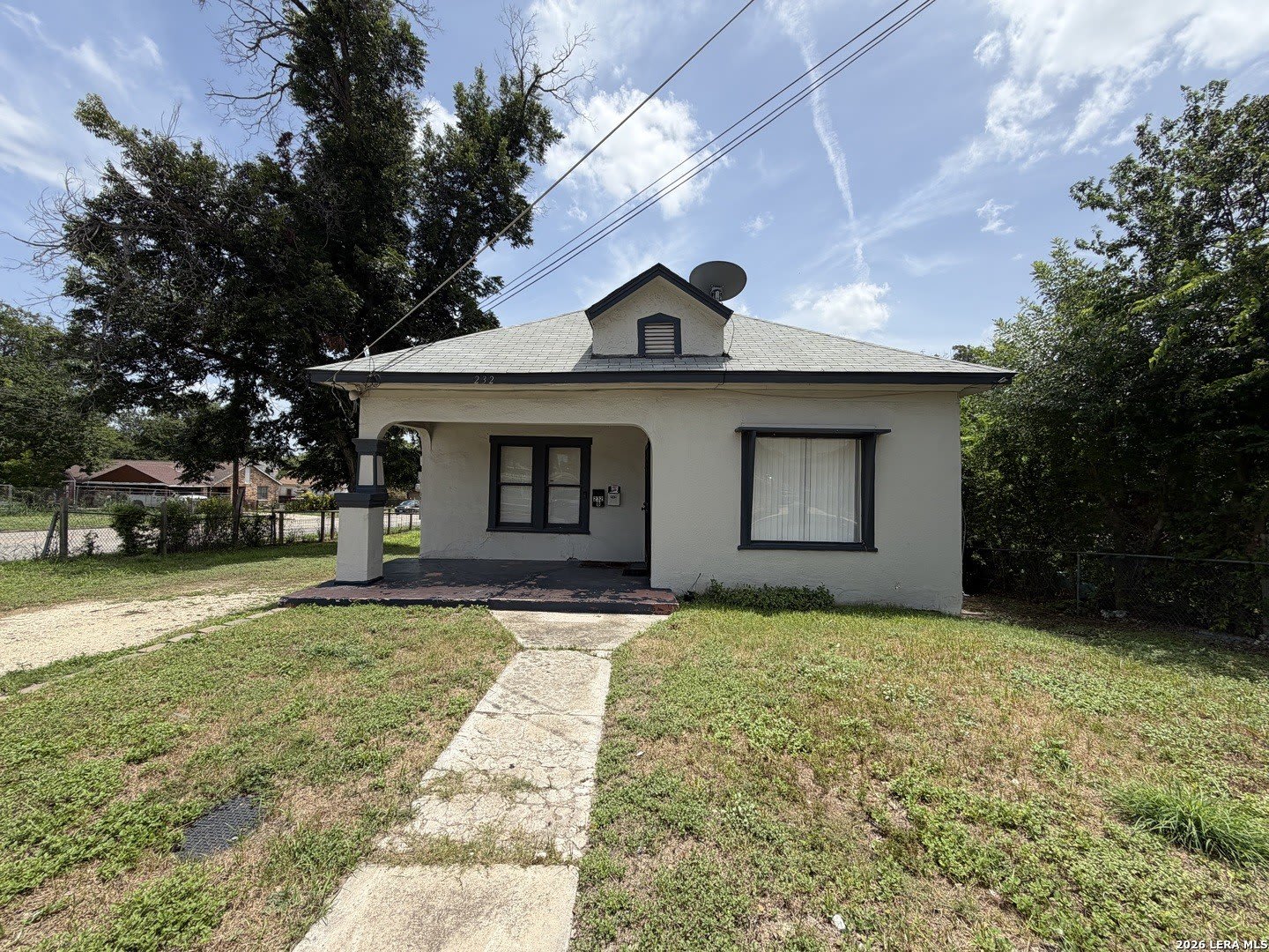 232 Regina St – photo 1