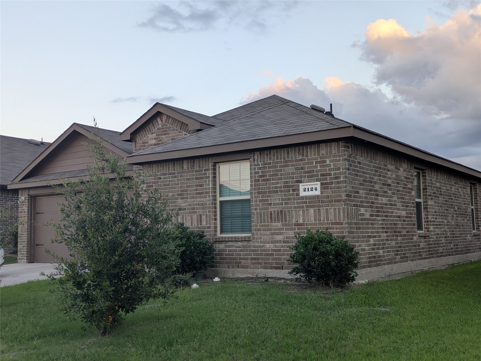 2124 Tulipwood Drive – photo 3