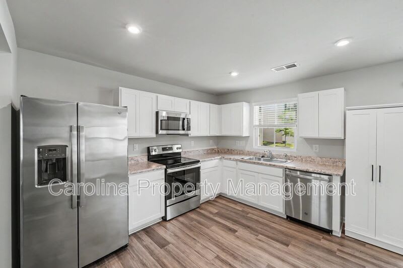 6042 Cutwater Cir – photo 2