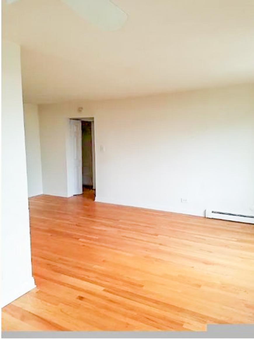 6727 North California Ave – photo 1