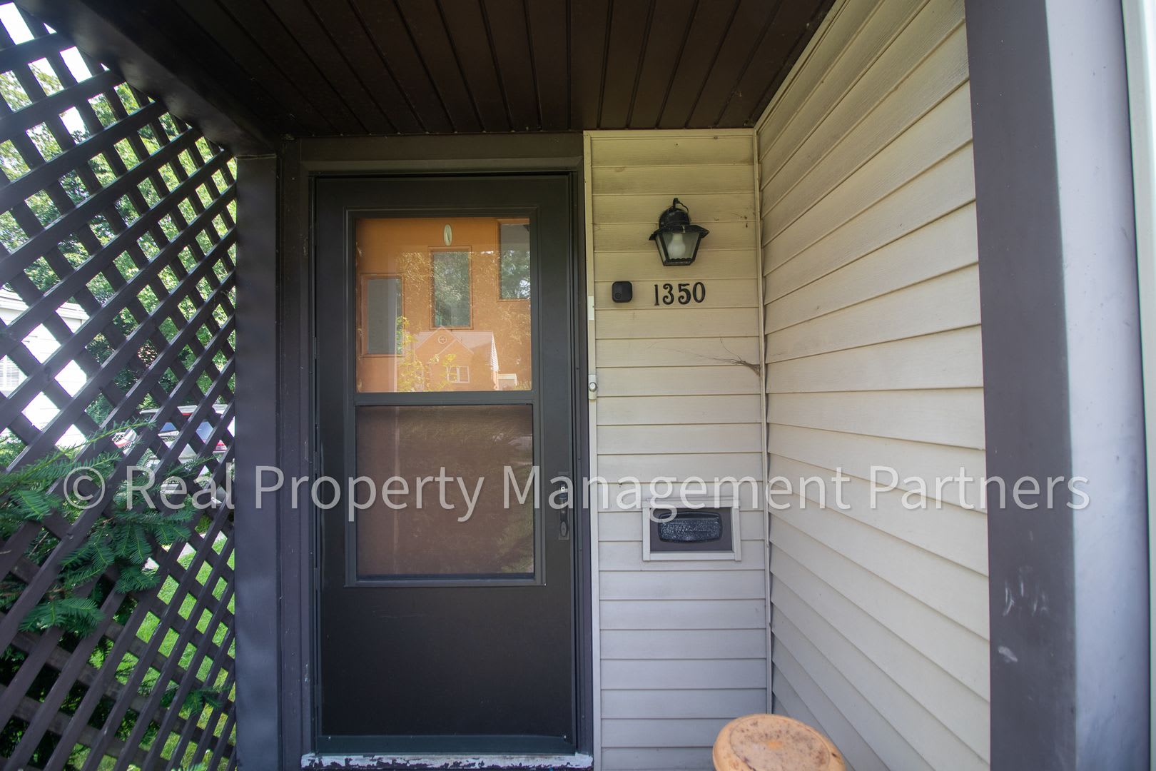 4-Bedroom Home – Renovated Kitchen and 4-Season Sunroom on a Corner Lot – photo 5