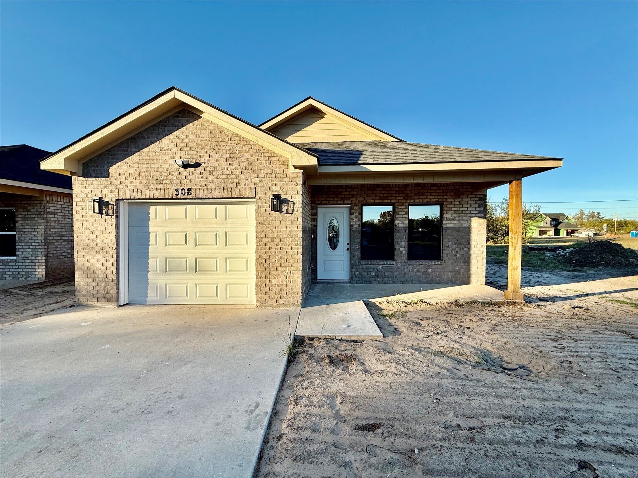 308 SW 14th Street – photo 1