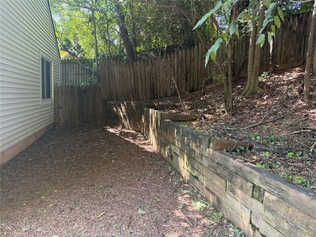 1819 Crescent Hill Drive NW – photo 3